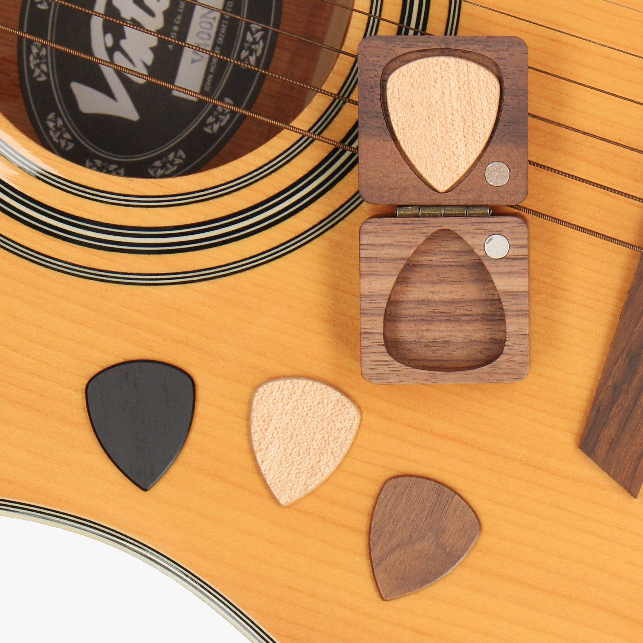 Music Gift - Guitar Pick Holder Box | Custom Wooden Storage Case | Gift for Musician