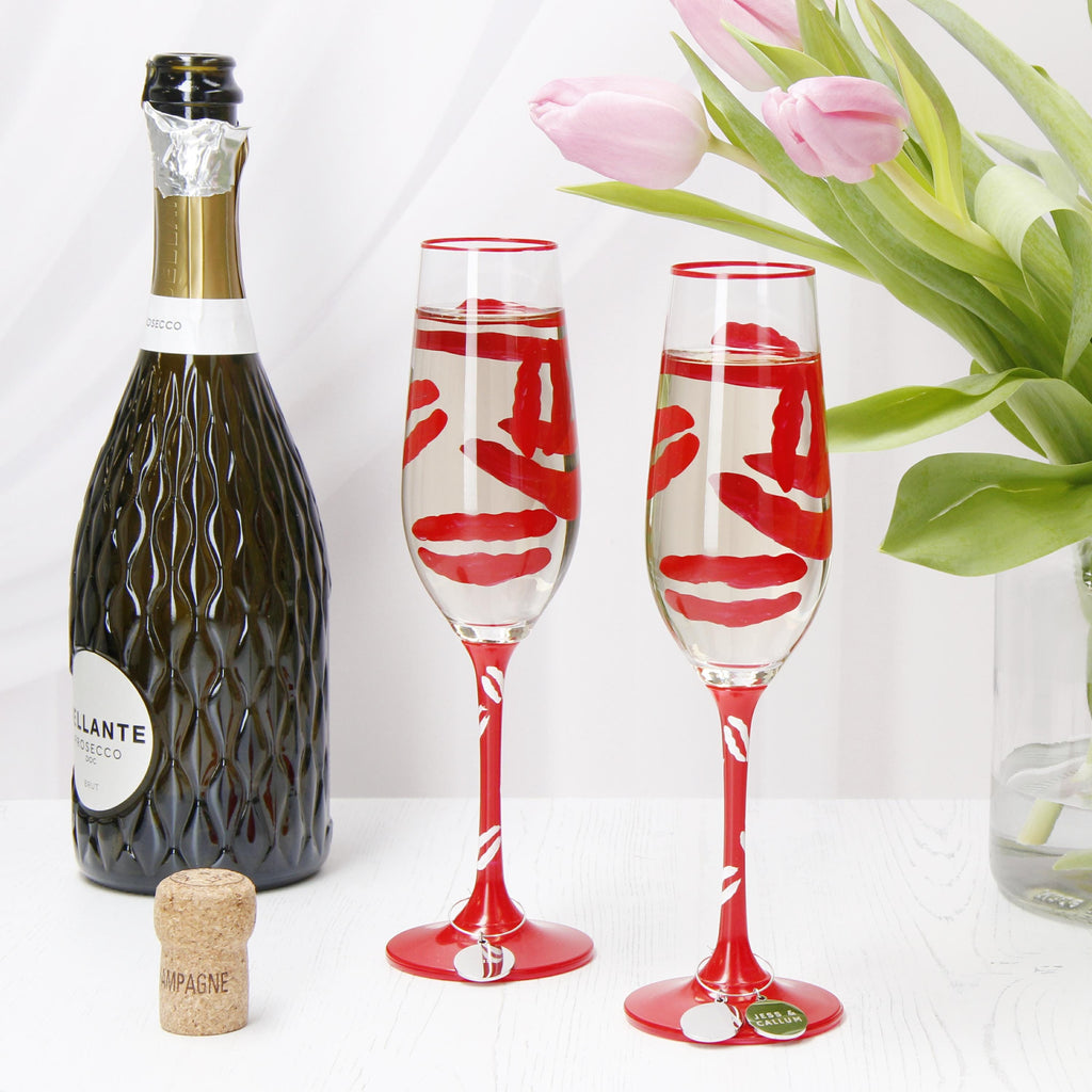 Heart Wine Glass Gift Set of 2 -  Wine Gift for Her | Girlfriend | Wife | Mum | Couples